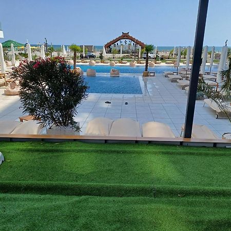 Apartamento Sunrise Mv 14 Mamaia Exterior foto